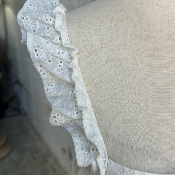 Maison Me Maisonette white ruffle sundress/maxi dress white size SMALL - Picture 6 of 10